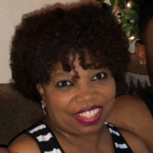 Meet your Posher, Sharon